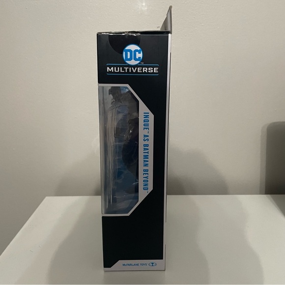 McFarlane DC Multiverse INQUE AS BATMAN BEYOND - Picture 4 of 5